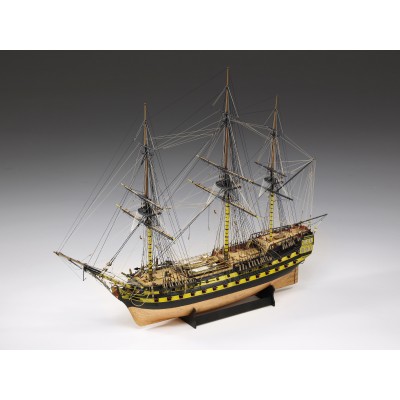 Amati H.M.S. Vanguard Dreiviertel-Modell