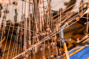 Essential nautical knots for ship modeling